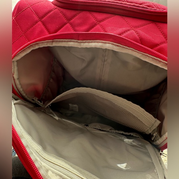 Rockland Melrose collection Upright Wheeled Underseater in Cherry Red - Picture 7 of 8